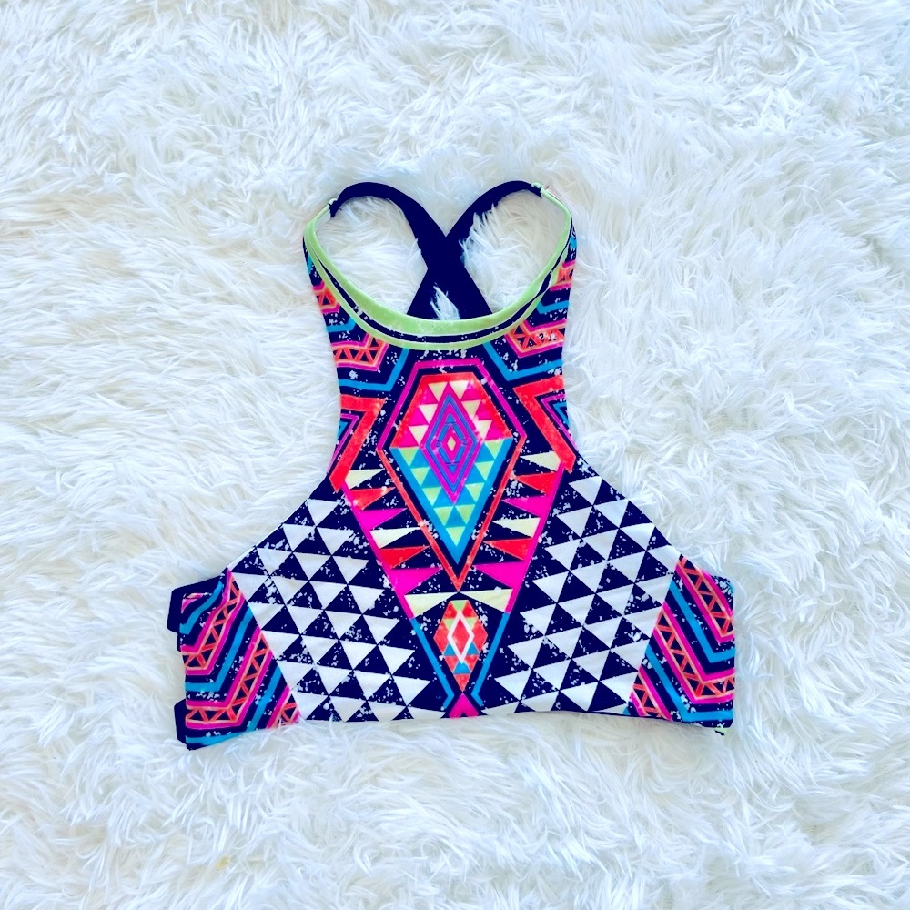 🤍Pink Victoria’s Secret Bikini Top
